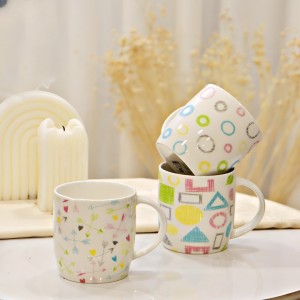 ماج بورسلان ابيض مرسم اسهم قلوب ملون AC541-15 