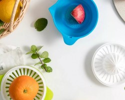 عصارة ليمون بلاستيك صغير ملون M34-10