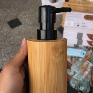 علبة صابون سائل خشب بامبو مع غطاء بلاستيكي لون اسود