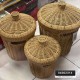 طقم سلات سلال ديكور قش بوص ثقيل مع غطا مدور 3 قطع مقاسات 20 - 24 - 28 سم طقم سلات سلال ديكور قش بوص ثقيل مع غطا مدور 3 قطع مقاسات 20 - 24 - 28 سم