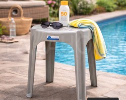 اسكملة / مقعد / طربيزة بلاستيك مربعة سادة الوان