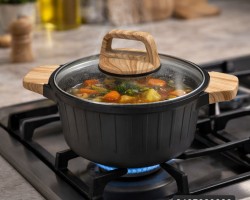 طقم طناجر جرانيت ثقيل اسود مع غطاء زجاج وايدي خشبية 5 قطع 20 - 24 - 28 - 32 سم + مقلى ( حيف واطي ) قياس 28 سم