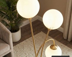 سايد لامب حجم كبير ذهبي مع ثلاث كرات بيضاء