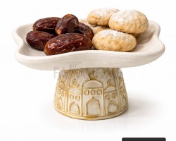 زينة رمضان/ مضيفة - تحفه - جاط - صحن جبصين معرج مع قاعدة رمضان وسط