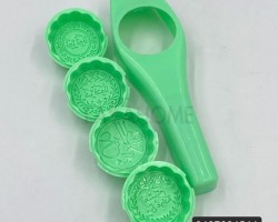 قالب كحك بلاستيك مع 4 نقوش كلمات عربية شرفتونا نورتونا