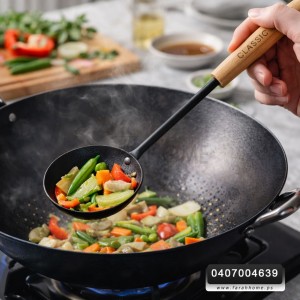 مغرفة شوربة مجور حيف واطي معدن اسود يد خشب GUANGDA