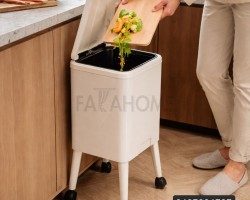 سلة / سطل مهملات معدن لون بيج مع ارجل وعجال قابل للحركة حجم كبير مستطيل 50 سم سلة / سطل مهملات معدن لون بيج مع ارجل وعجال قابل للحركة حجم كبير مستطيل 50 سم