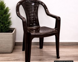 كرسي رويال بلاستيك مع يد Royal