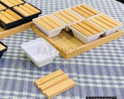 طقم صحون مكسرات / فطور بلاستيك مع غطاء و صنية خشبي 6 صحون