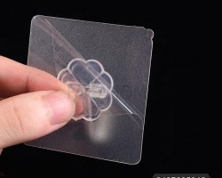 علاقة لاصق شفاف شنجل