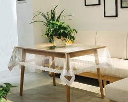 شرشف طاولة سفرة شفاف مع دانتيل مقاس 137 × 183 سم 