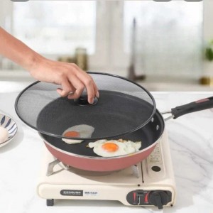 غطاء طنجرة / قلاي - مقلاة شبك اسود ستانلس مع يد 30 سم