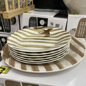 طقم صحون بورسلان 30 قطعه محزز/بني ابيض طقم صحون بورسلان 30 قطعه محزز/بني ابيض