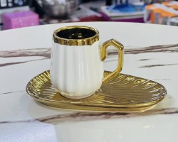 طقم 12 فنجان / فناجين قهوة مع يد مع استكانات مطاوله 12 صحون ذهبية 24 قطعة سداسي ADC طقم 12 فنجان / فناجين قهوة مع يد مع استكانات مطاوله 12 صحون ذهبية 24 قطعة سداسي ADC