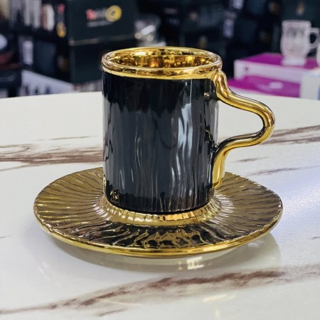 طقم 12 فنجان / فناجين قهوة مع يد مع استكانات 12 صحون ذهبية 24 قطعة بروز ADC
