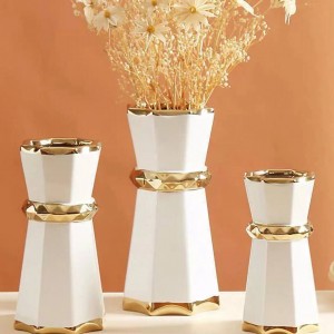 طقم فازات - تحف زجاج مرسم اسلامي 3 قطع