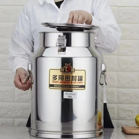 جلن /جرة زيت - حليب ستانليس مع حنفية 14 لتر مقاس 32 × 24 سم جلن /جرة زيت - حليب ستانليس مع حنفية 14 لتر مقاس 32 × 24 سم