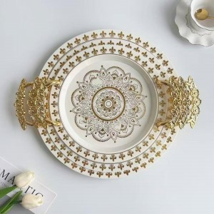 طقم صواني اكريليك مع يد ذهبي 3 قطع