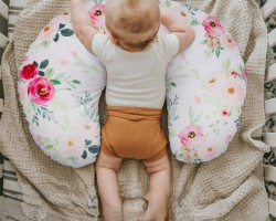 مخده رضاعة شكل حرف U