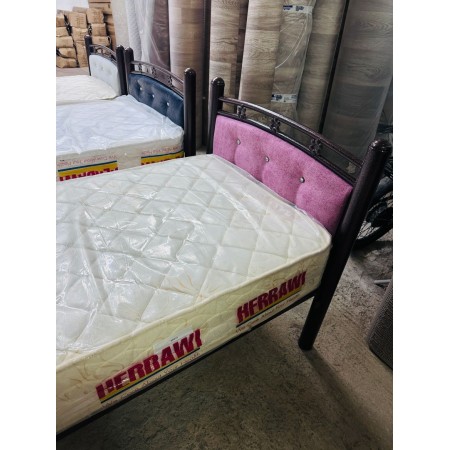 سرير نوم مفرد حديد مع تنجيد مدهون صناعة محلية - تخت حديد منجد مقاس 190 × 80 سم