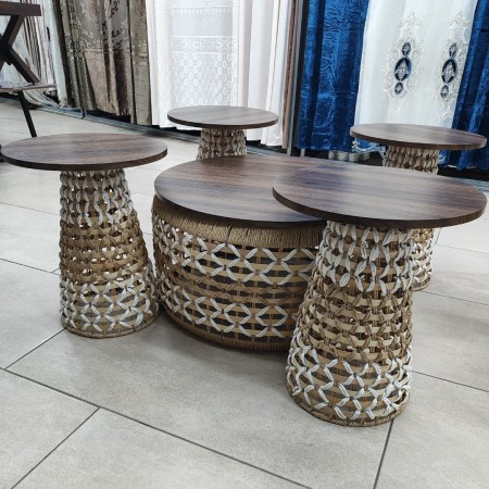 طقم طاولة وسط مدور مع 4 اسكملات مخروط صنارة نسيج قش مجدول