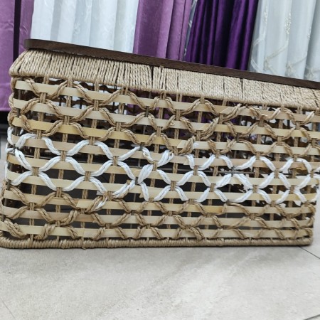 طقم طاولة وسط مربع مع 4 اسكملات مخروط صنارة نسيج قش مجدول طقم طاولة وسط مربع مع 4 اسكملات مخروط صنارة نسيج قش مجدول