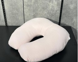 مخده رضاعة شكل حرف U