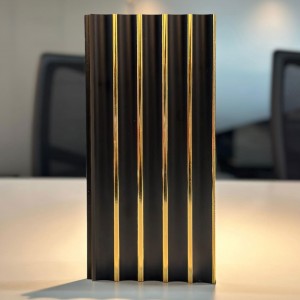 بديل خشب عظم اسود مذهب سمك 1 سم العرض ١٦ سم الطول ٢٩٠ سم